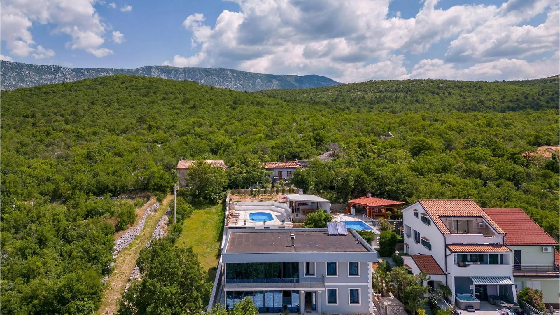 Villa Ancora Jadranovo 0*,